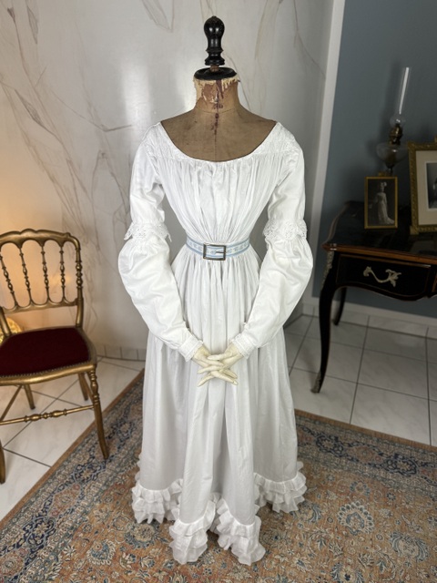 antikes Biedermeier Kleid 1824