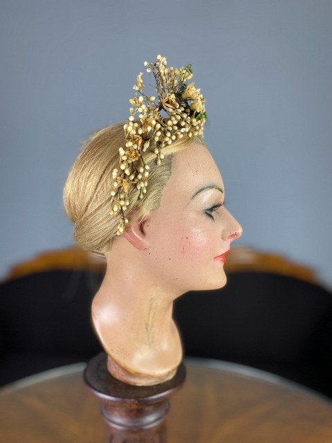 10 antique wax crown 1897