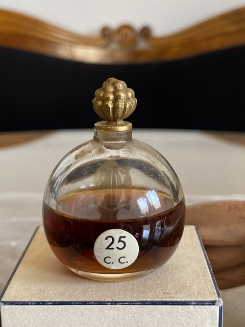 10 antique Lanvin Perfume Flacon