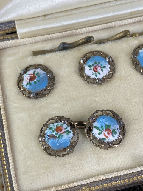 6 antique Tiffany buttons 1900