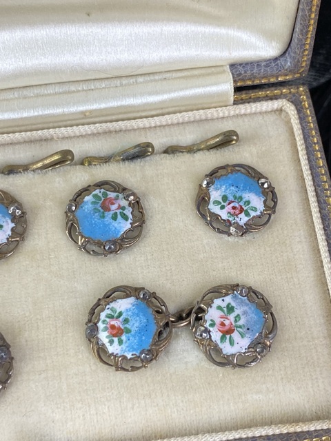 7 antique Tiffany buttons 1900