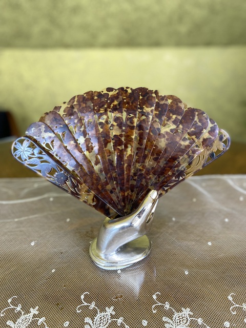 2 antique tortoise shell fan 1880