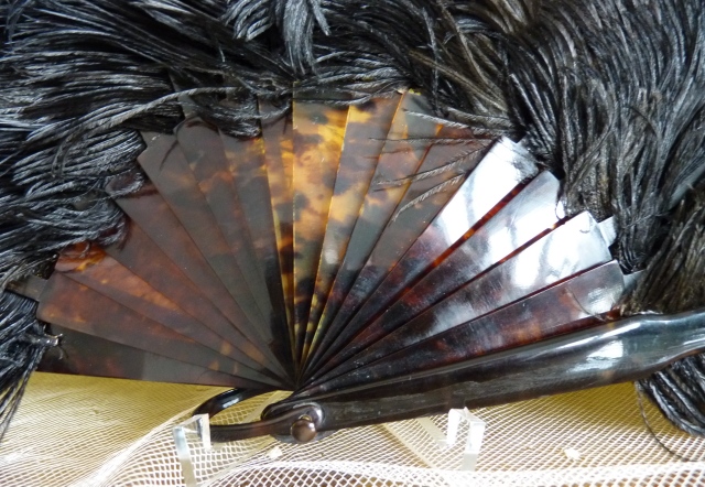 14 antique feather fan 1895