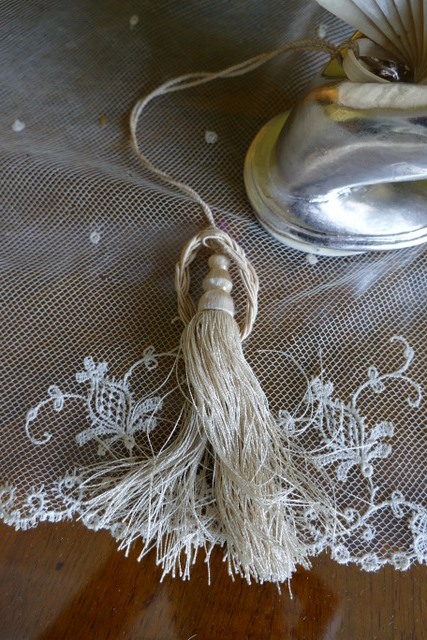 6 antique silk Bone feather Fan 1900