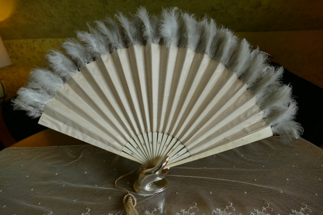 8 antique silk Bone feather Fan 1900