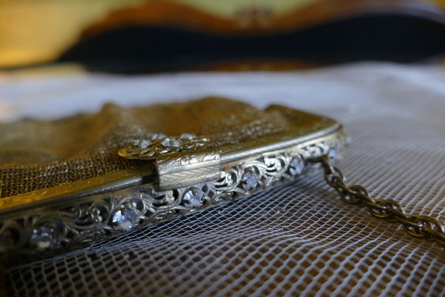 8 antique metal mesh purse 1915