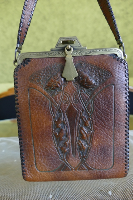 2 antique handbag 1918