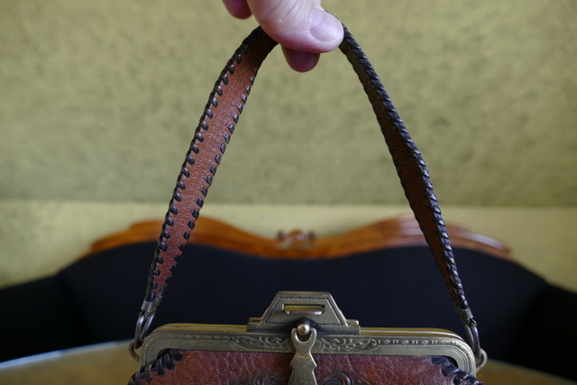 5 antique handbag 1918
