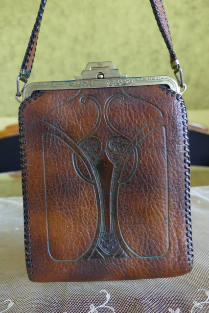 7 antique handbag 1918