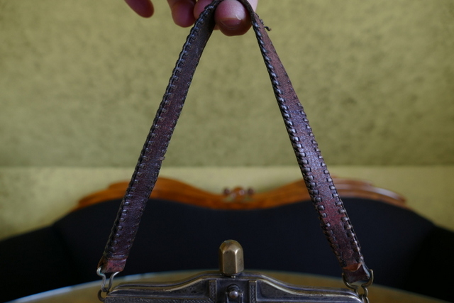 3a antique handbag 1918