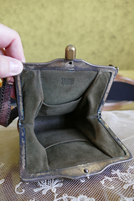 8 antique handbag 1918