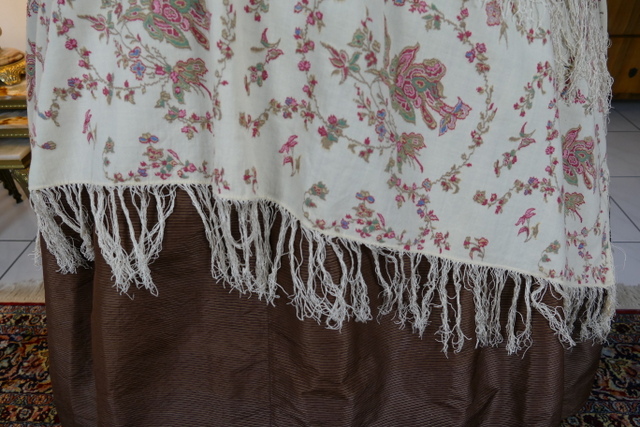 15 antique victorian shawl 1850