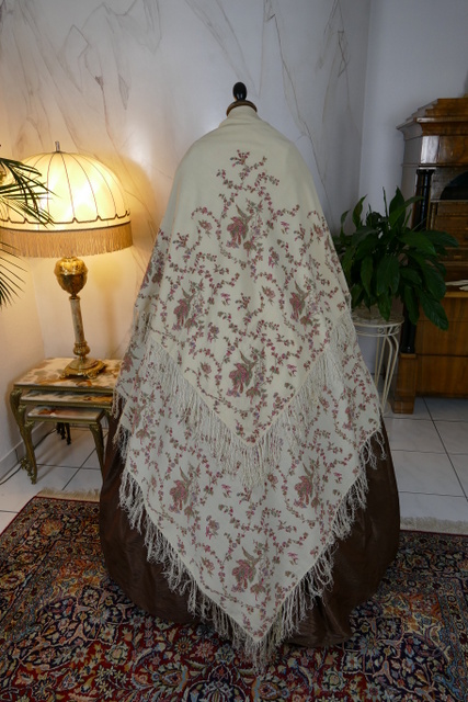 18 antique victorian shawl 1850