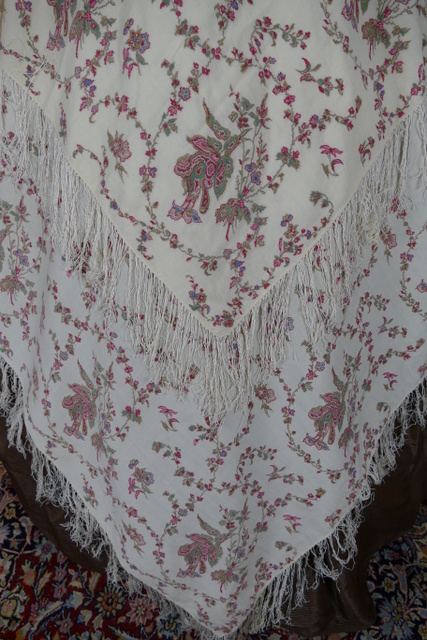 21 antique victorian shawl 1850