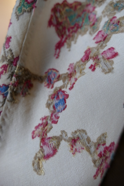 9 antique victorian shawl 1850
