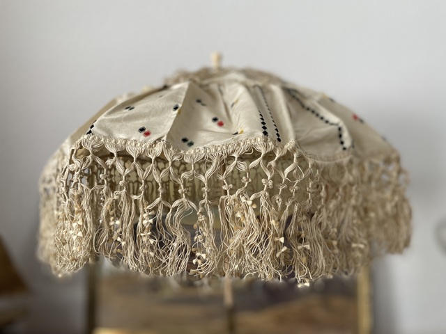 8 antique parasol 1870
