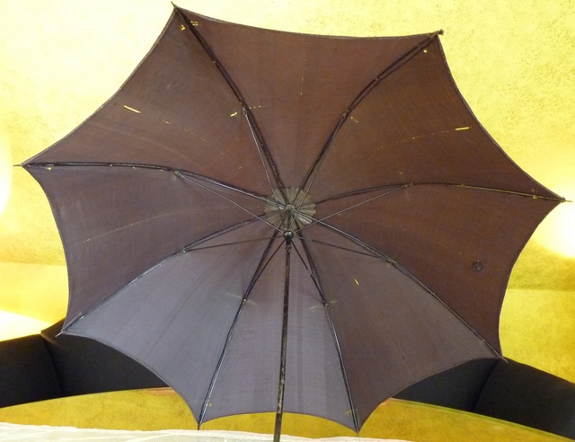 4 antique parasol