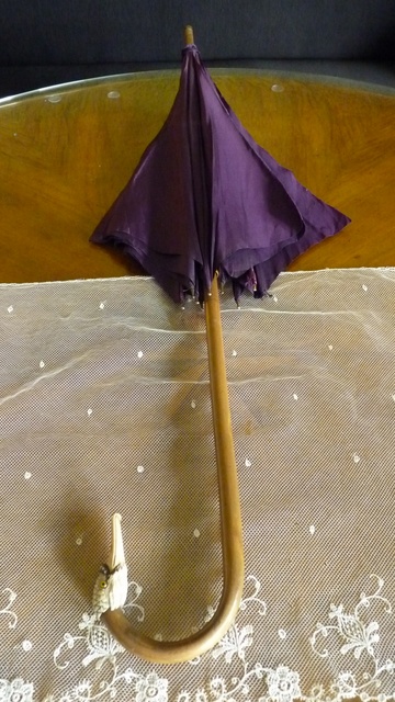 2 antique parasol Princess alice of monaco
