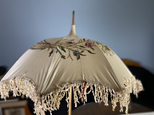 14 antique umbrella 1909