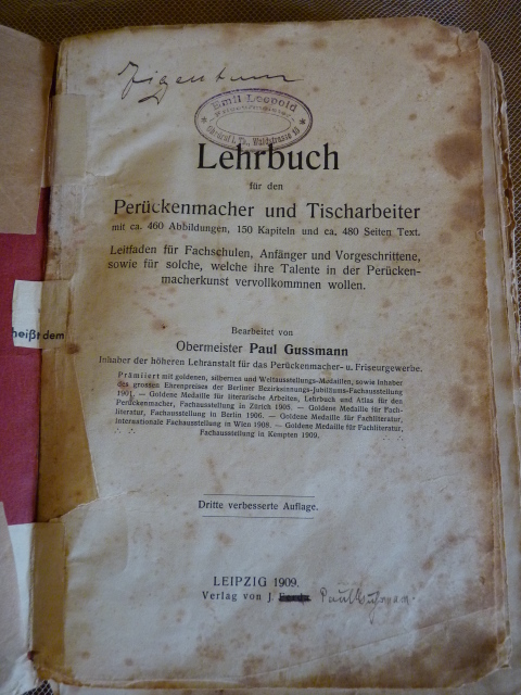 3 antikes Lehrbuch Perueckenmacher 1909