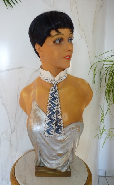 37 wax mannequin Paris 1920