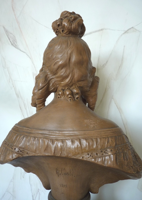 7 antique female bust