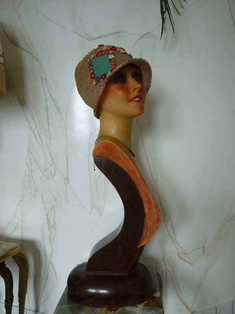 antique mannequin, antique bust, wax bust, wax bust 1920, Kleiser Vienne, antique Jewellery Display Wax 