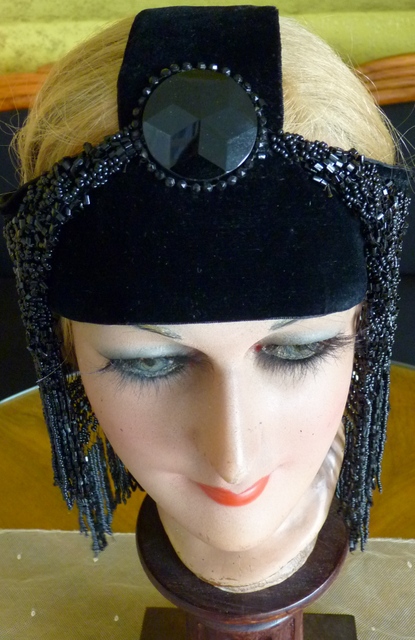1 antique flapper headpice 1920
