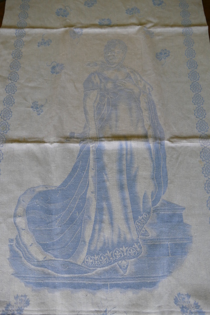 9 antique towel 1910