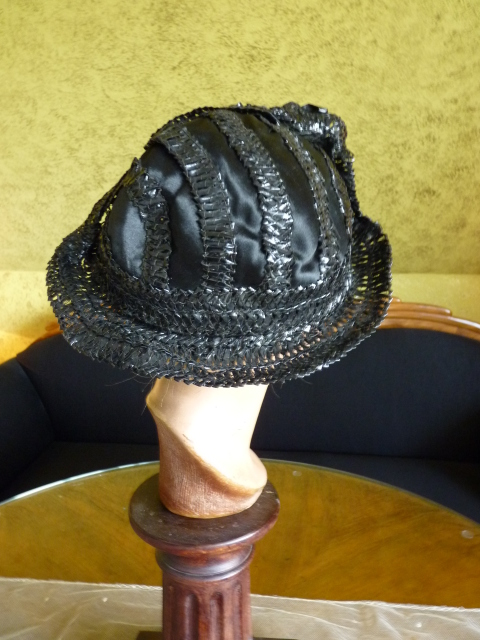 13 antique Jean Patou Hat 1920