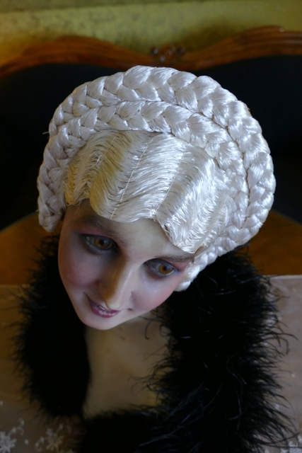 1 antique hair cloche 1920