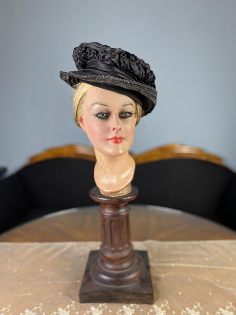 11 antique hat 1909