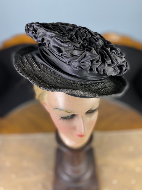 12 antique hat 1909
