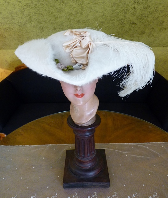 3 antique hat 1909
