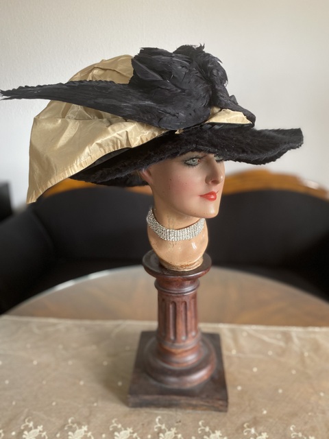 12 antique lampshade hat 1910