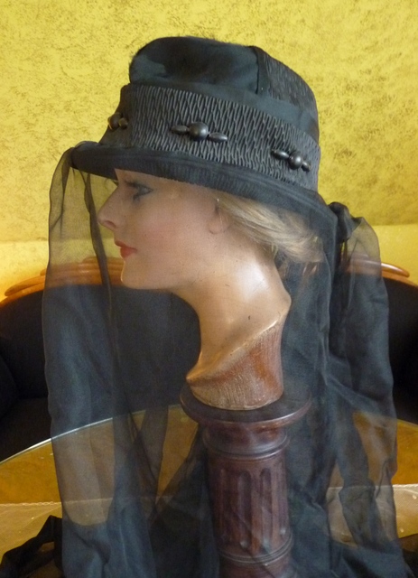 14 antique mourning hat 1910