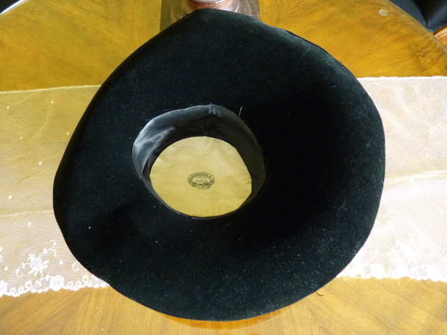 108 antique lampshade hat 1912