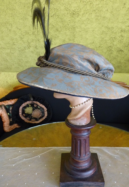 10 antique hat 1912