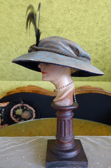 9 antique hat 1912