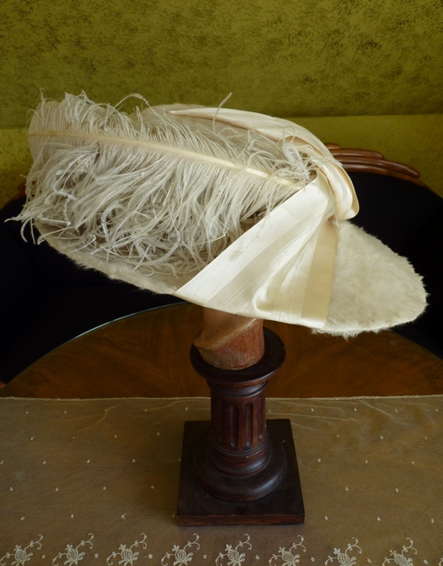 11 antique hat 1912