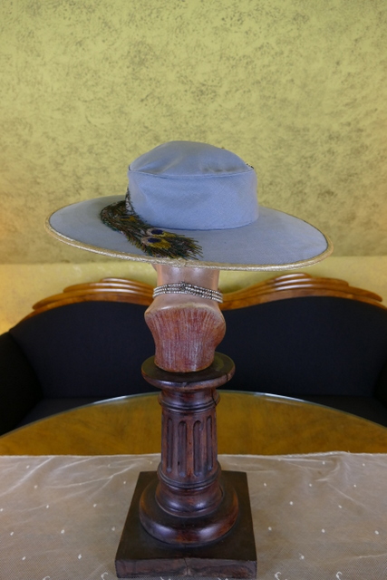 12 antique Hat 1913