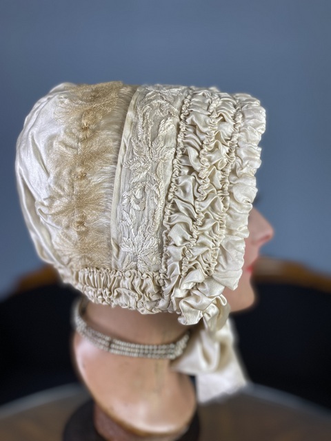8 antique bonnet 1840