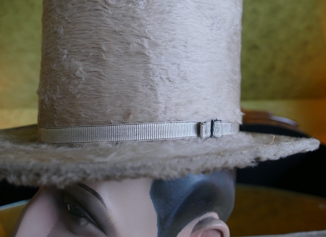 7 antique top Hat 1845