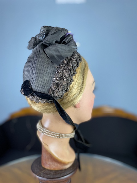 8 antique bonnet 1874