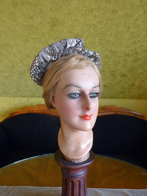 13 antique victorian bonnet 1895