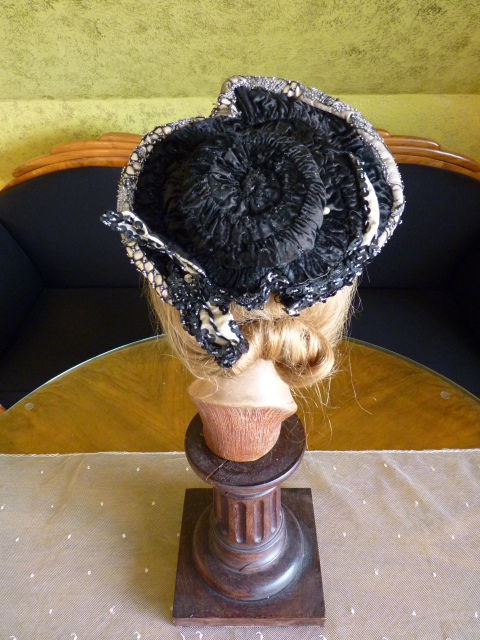 9 antique victorian bonnet 1895