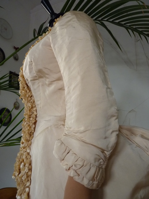 27 antikes Hochzeitskleid