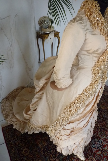 34 antique bustle gown