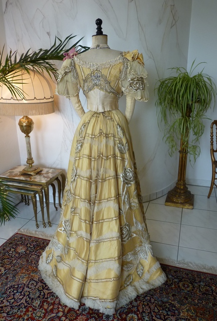 30 antique ball gown 1889