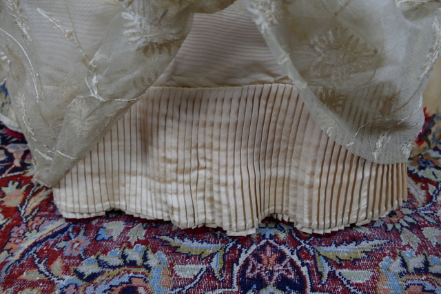 9 antique LEROUX Ball gown 1890